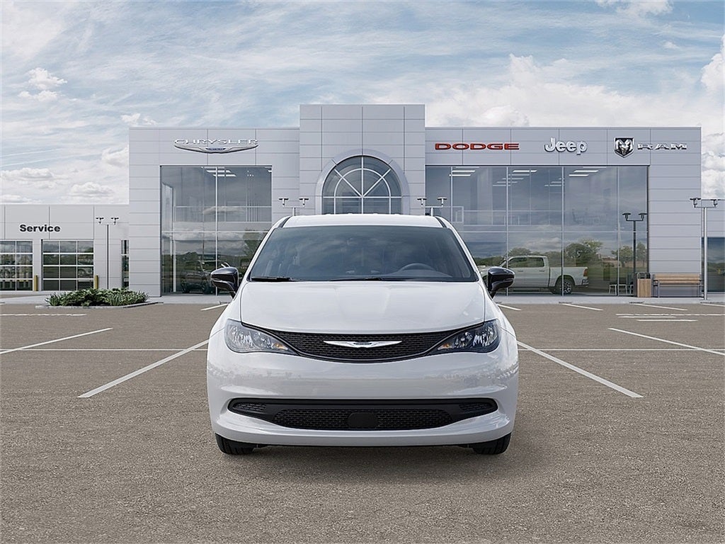 2026 Chrysler Voyager LX