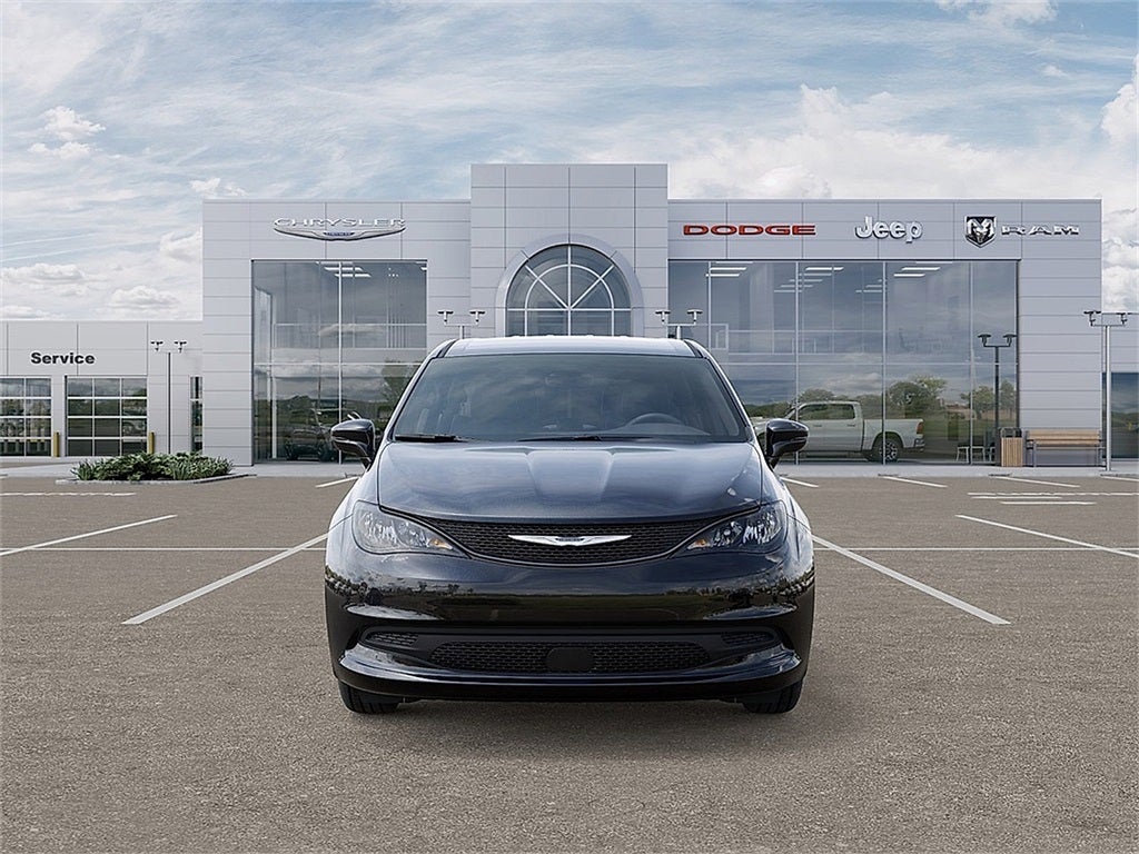 2026 Chrysler Voyager LX