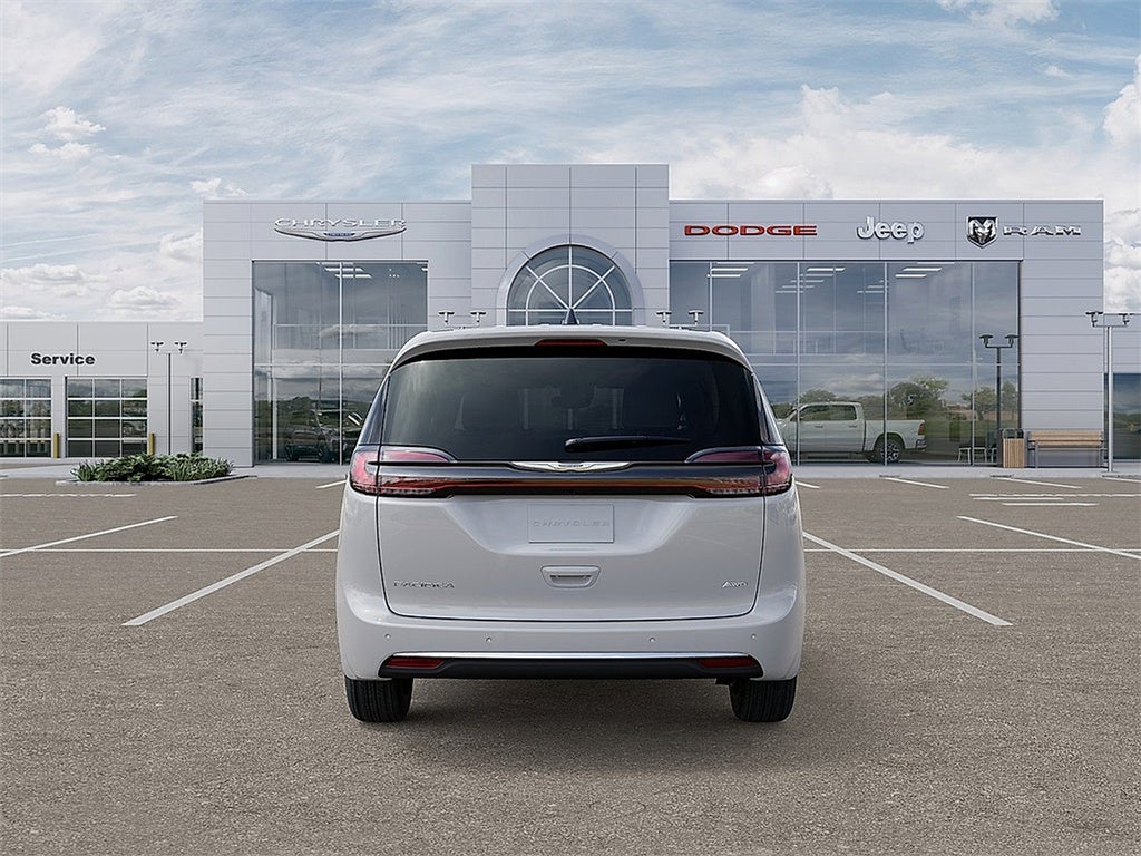 2026 Chrysler Pacifica Select AWD