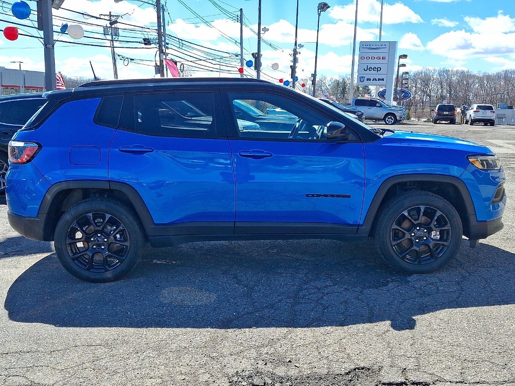 2022 Jeep Compass Altitude