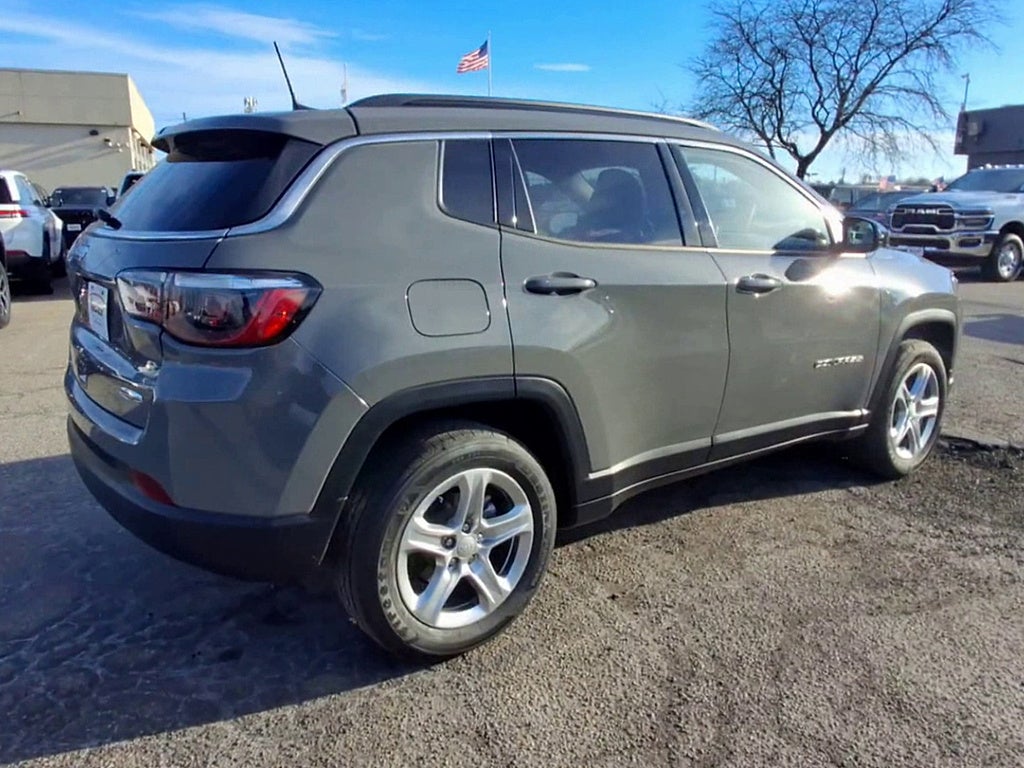 2023 Jeep Compass Latitude