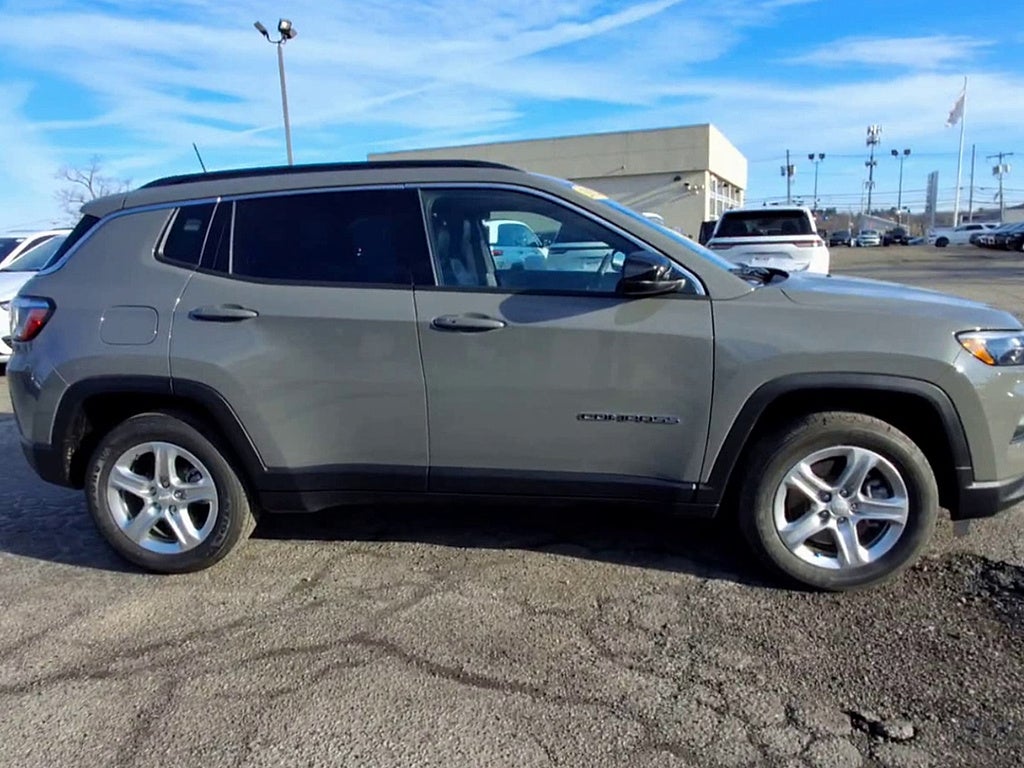 2023 Jeep Compass Latitude