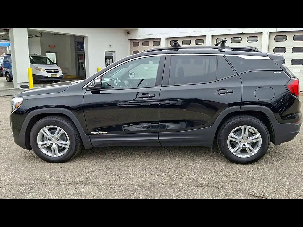 2021 GMC Terrain SLE