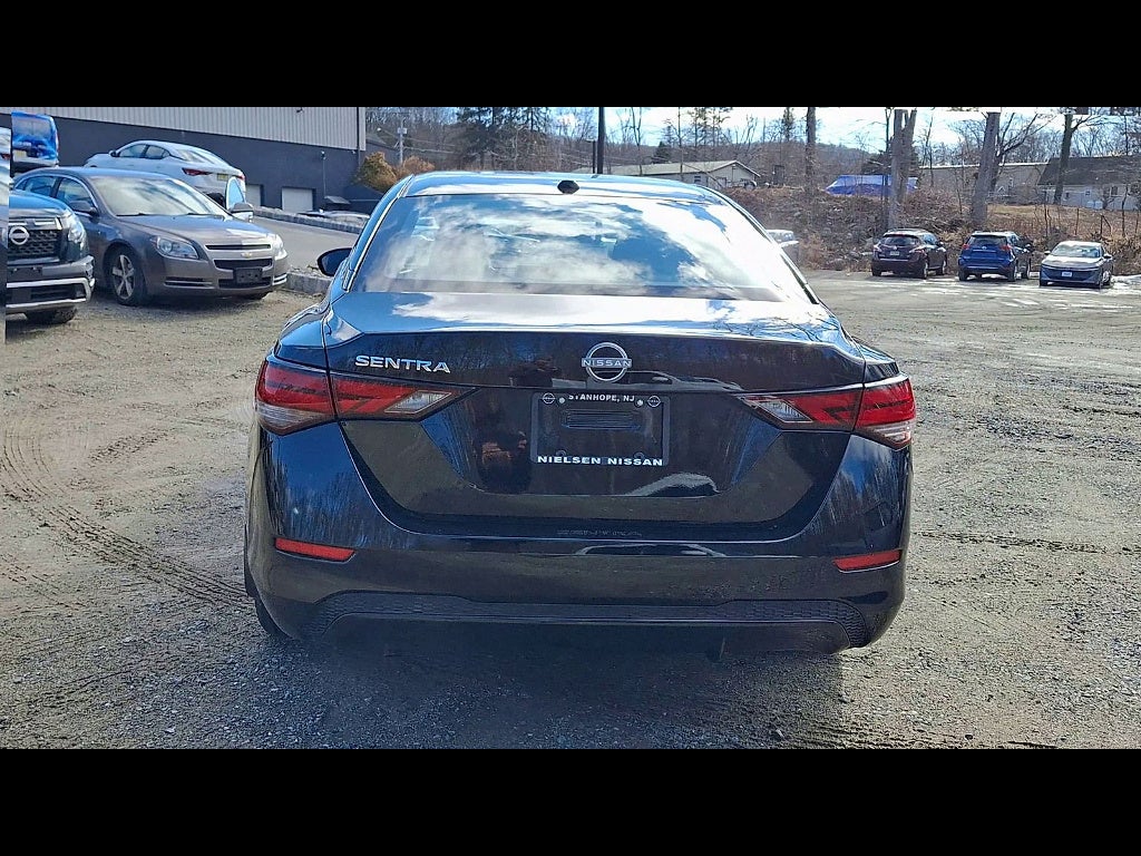 2025 Nissan Sentra SV