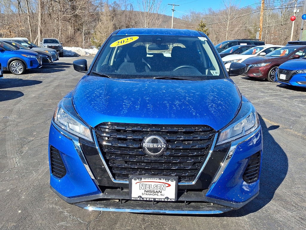 2025 Nissan Kicks Play S