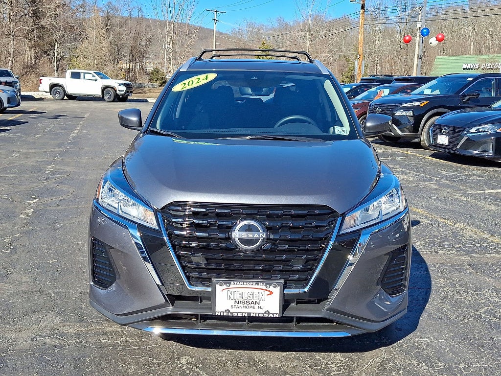 2024 Nissan Kicks SV