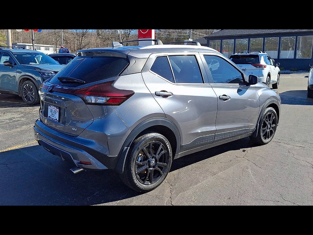 2024 Nissan Kicks SV