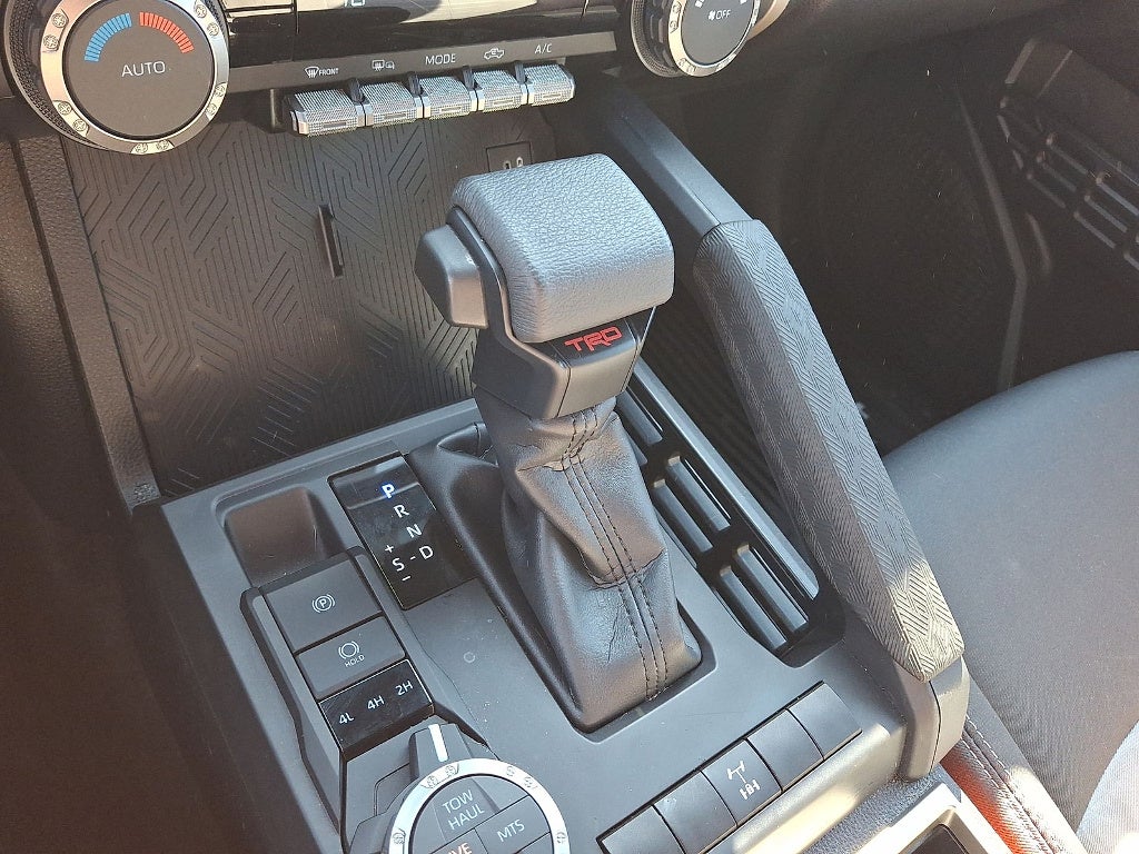 2025 Toyota Tacoma Hybrid TRD Off-Road HV