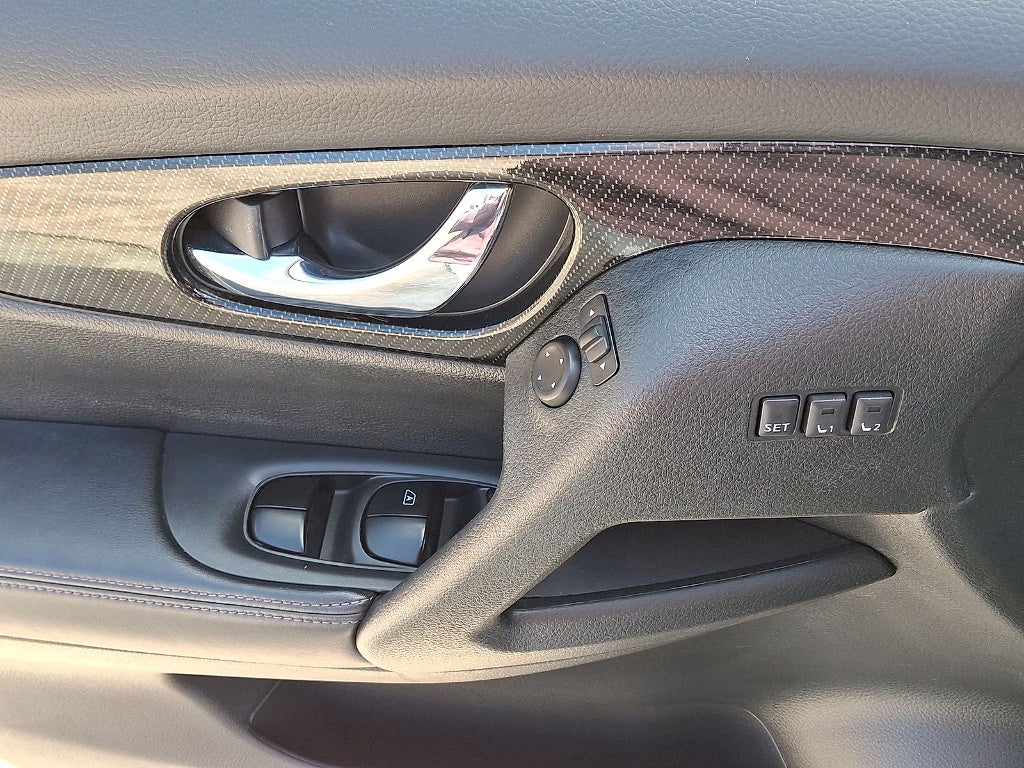 2020 Nissan Rogue SL