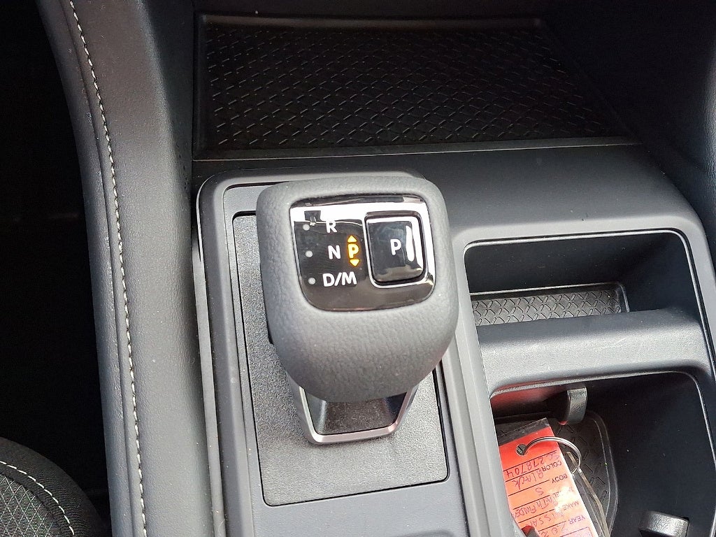 2025 Nissan Pathfinder S