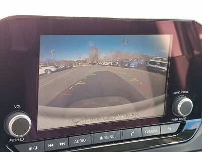 2025 Nissan Pathfinder S