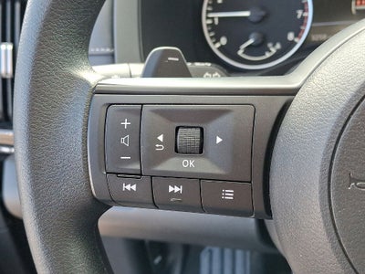 2025 Nissan Pathfinder S