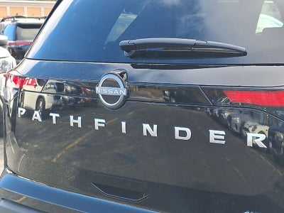 2025 Nissan Pathfinder S