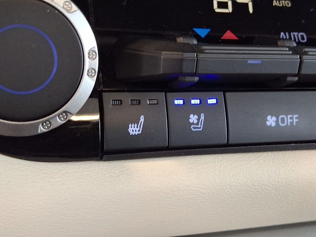 2023 Toyota Tundra 4WD 1794 Edition HV