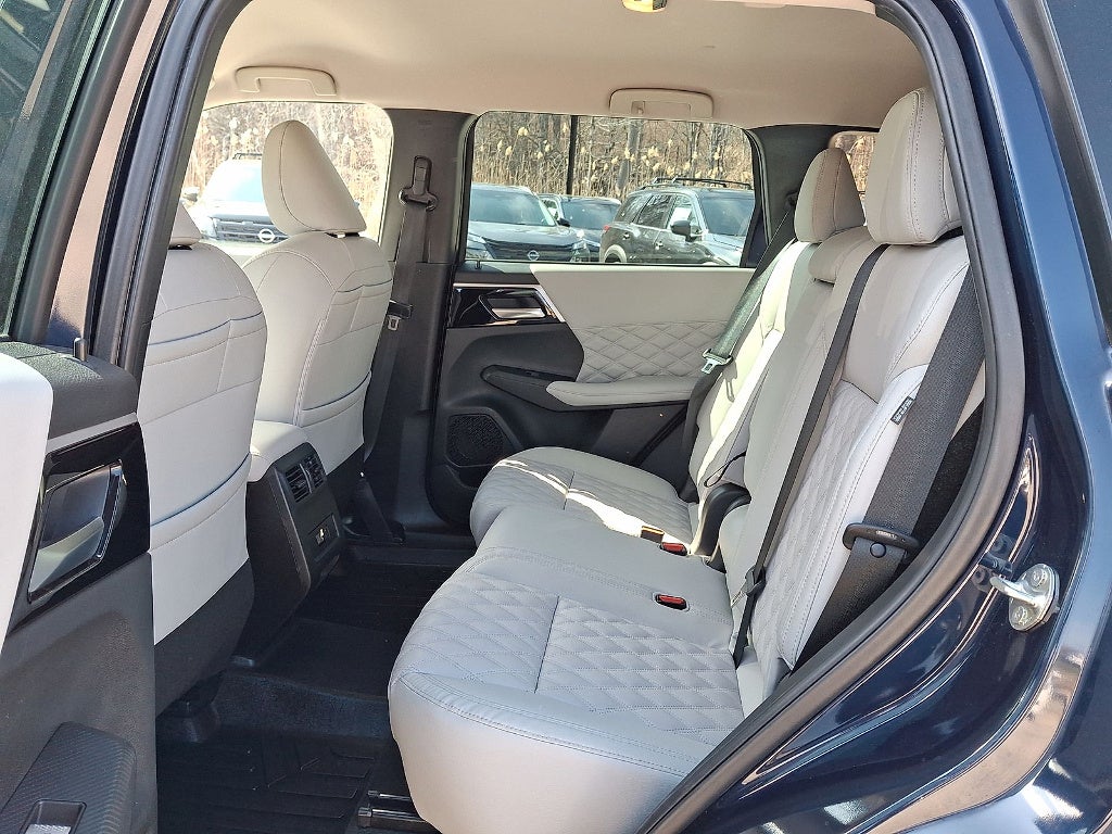 2022 Mitsubishi Outlander SEL Special Edition