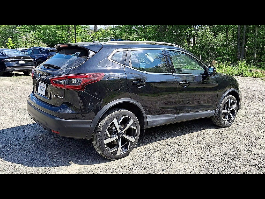 2020 Nissan Rogue Sport SL