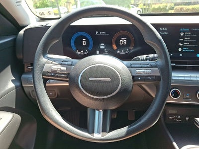 2025 Hyundai Kona SE