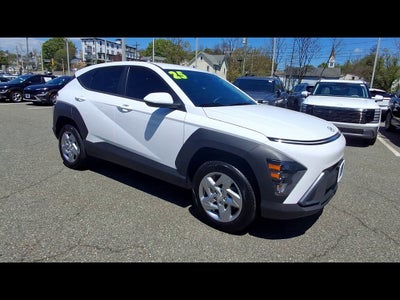 2025 Hyundai Kona SE