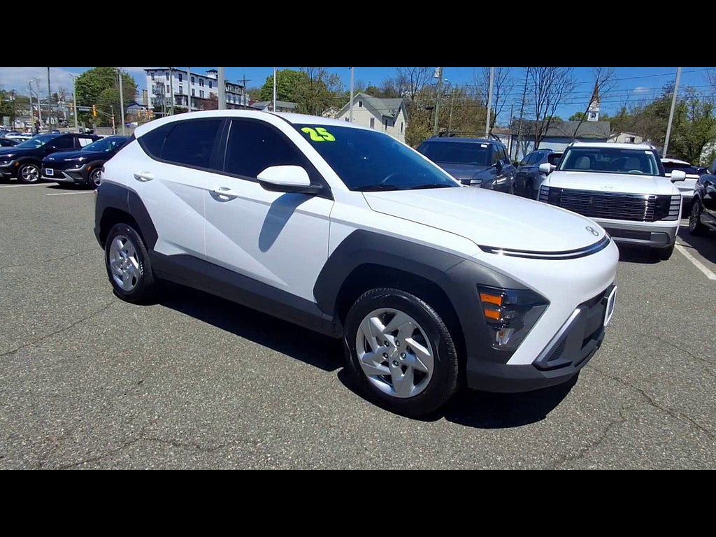 2025 Hyundai Kona SE