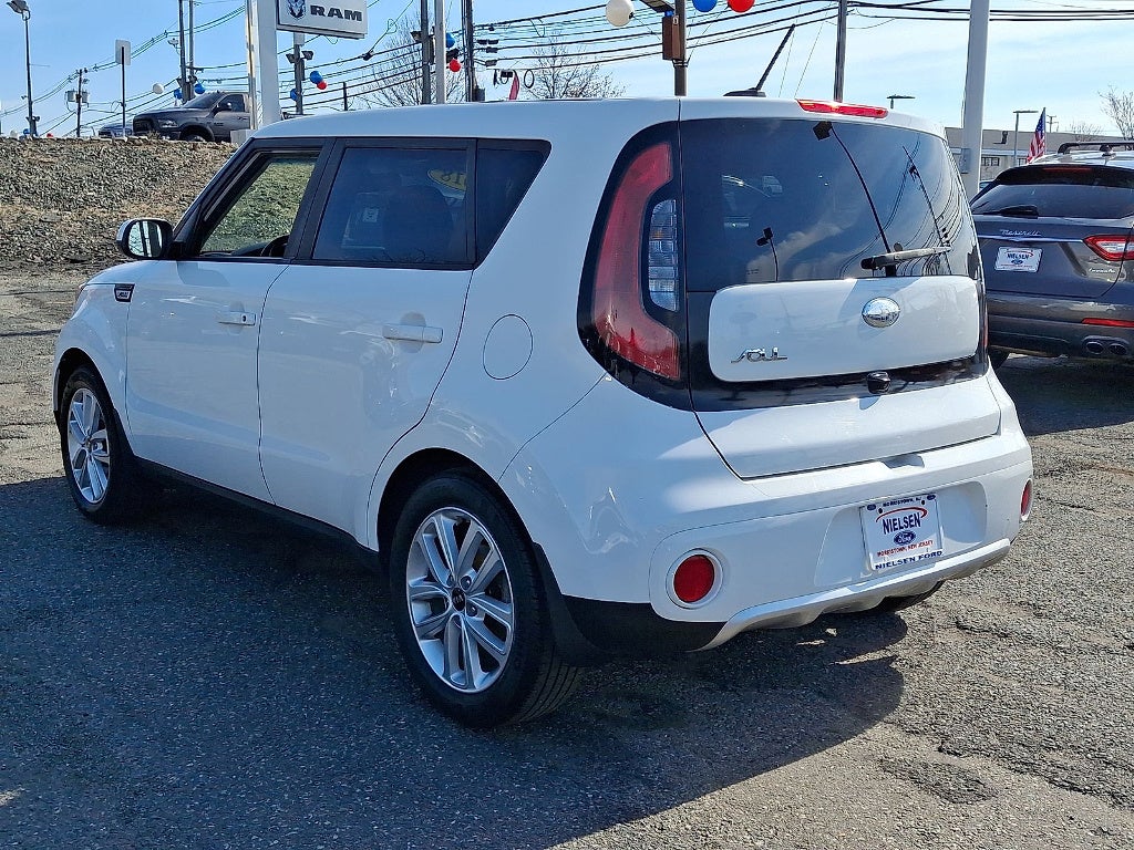 2018 Kia Soul +