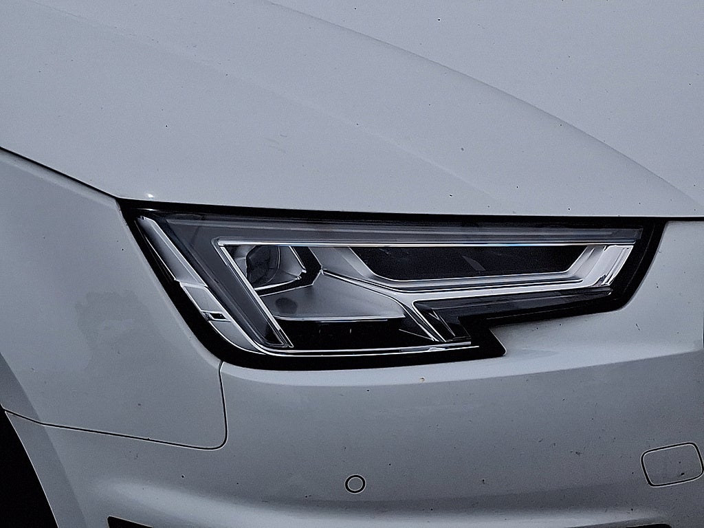 2019 Audi A4 2.0T quattro Premium Plus