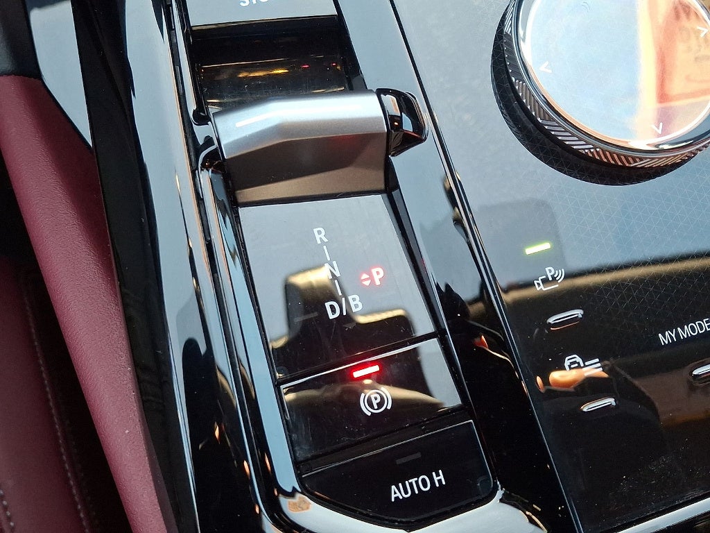 2025 BMW i5 xDrive40