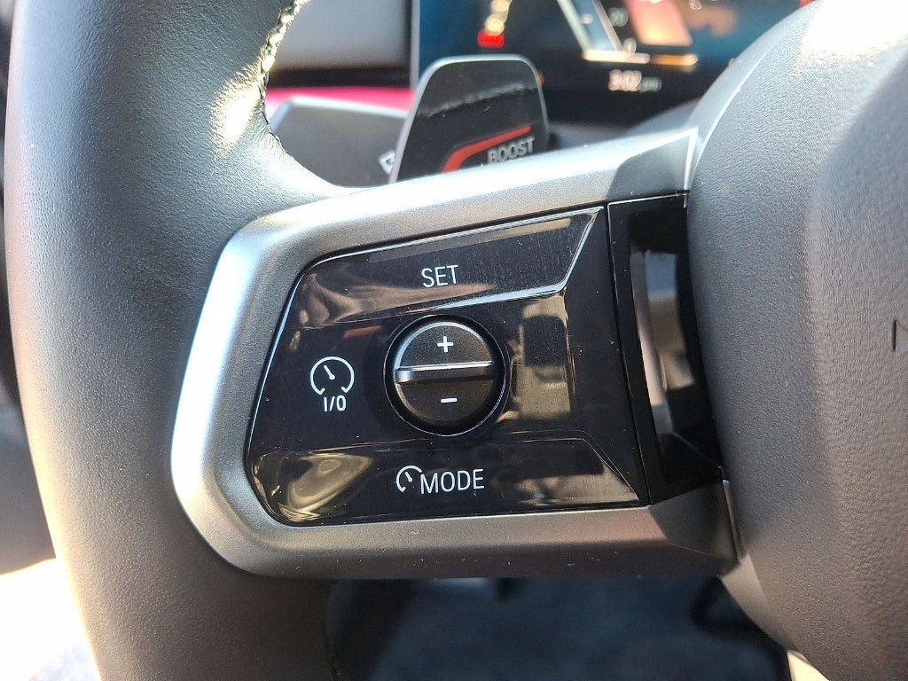 2025 BMW i5 xDrive40