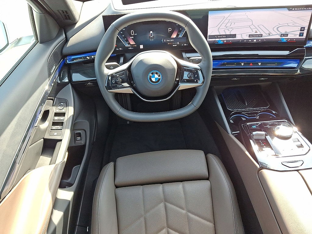 2025 BMW i5 xDrive40