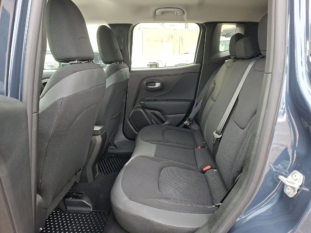 2023 Jeep Renegade Altitude