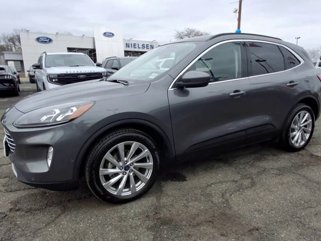 2022 Ford Escape Titanium