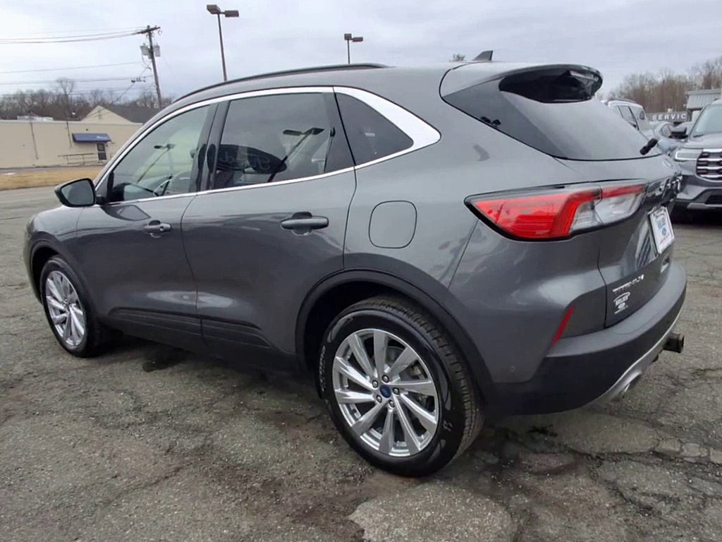 2022 Ford Escape Titanium