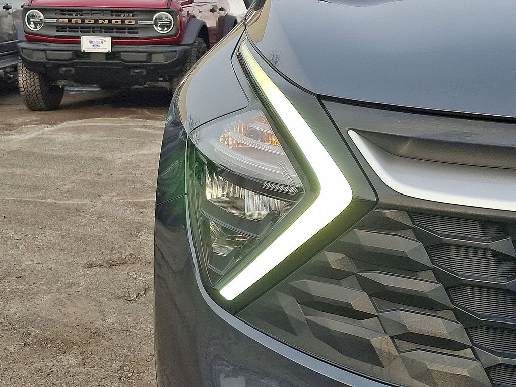 2023 Kia Sportage Hybrid LX