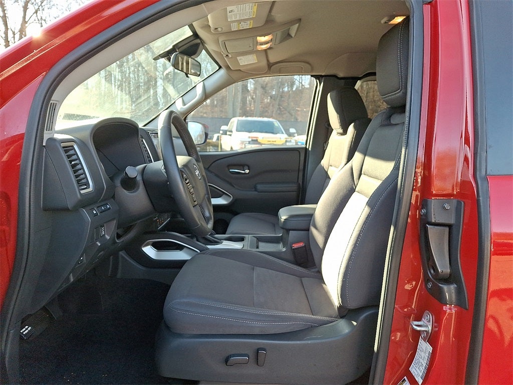 2023 Nissan Frontier SV CONVENIENCE & TECH PKG 4X4