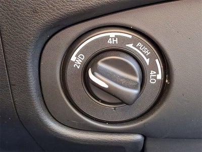 2023 Nissan Frontier SV CONVENIENCE & TECH PKG 4X4