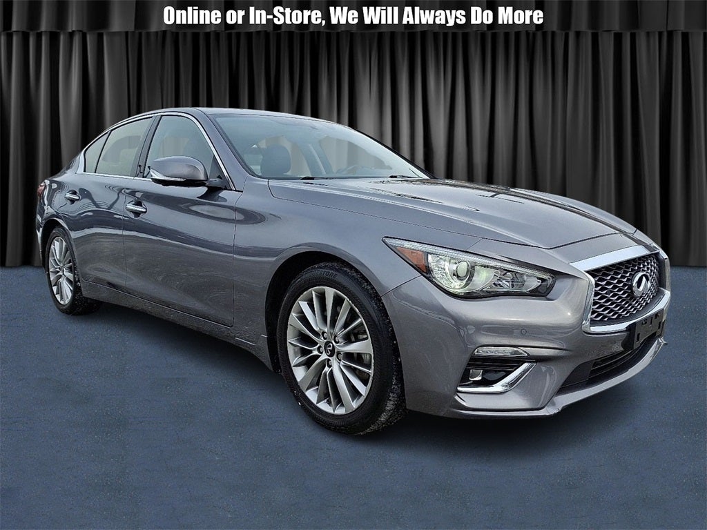 2022 INFINITI Q50 LUXE AWD
