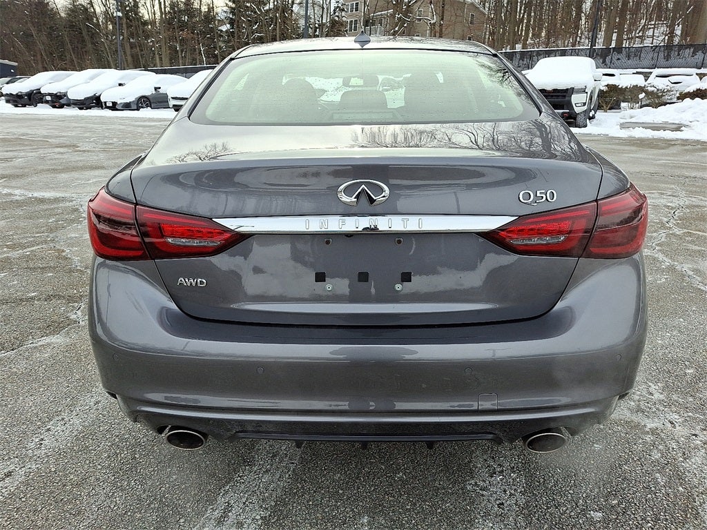 2022 INFINITI Q50 LUXE AWD