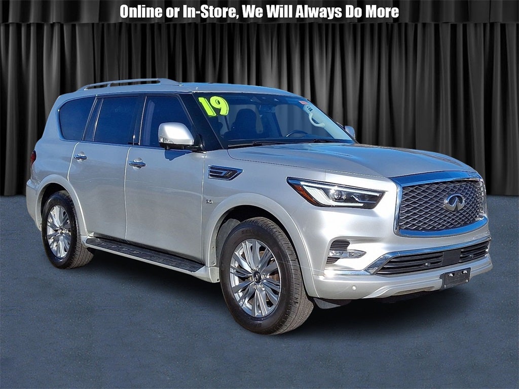 2019 INFINITI QX80 LUXE 4WD