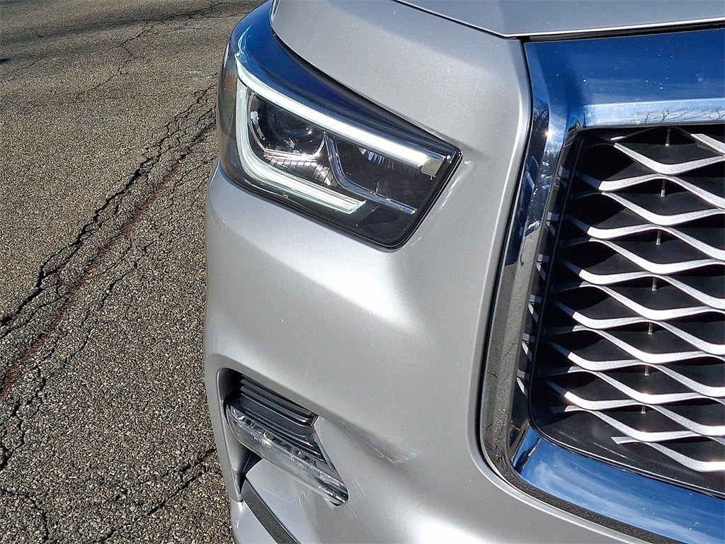 2019 INFINITI QX80 LUXE 4WD