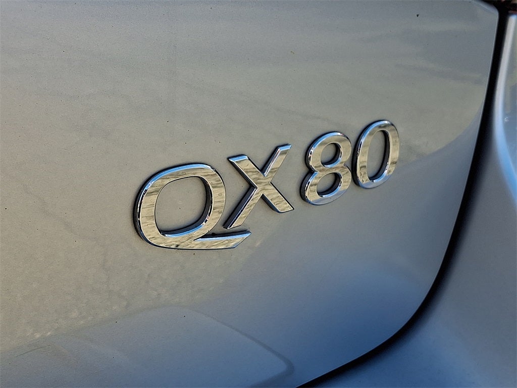 2019 INFINITI QX80 LUXE 4WD