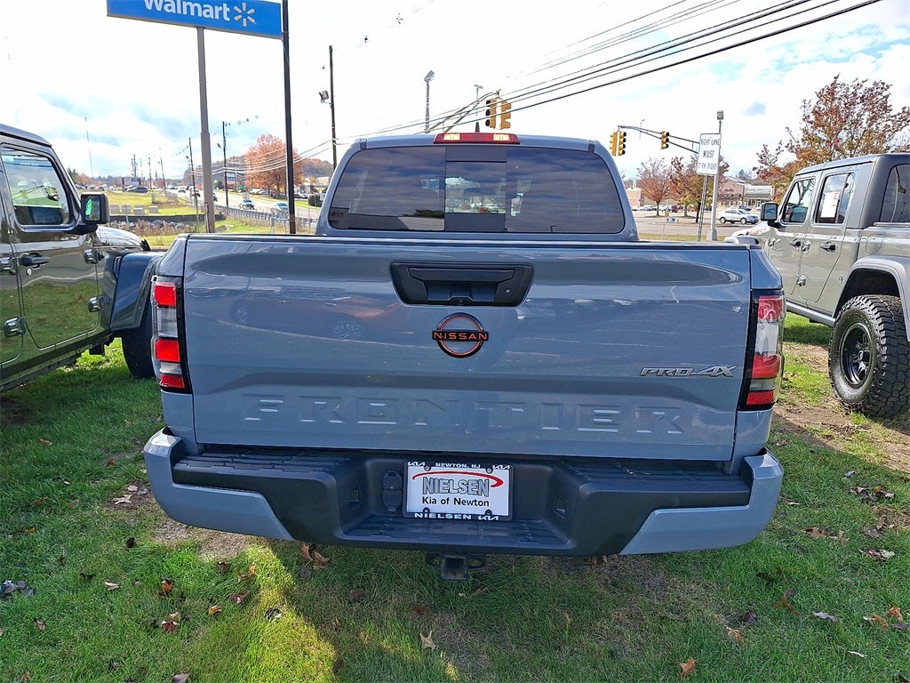 2023 Nissan Frontier PRO-4X 4X4