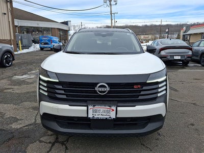 2025 Nissan Kicks SR