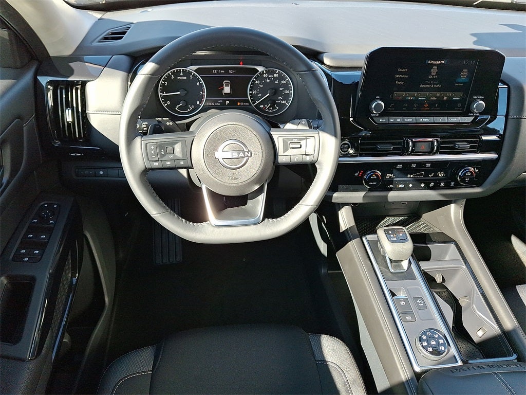 2024 Nissan Pathfinder SV 4WD