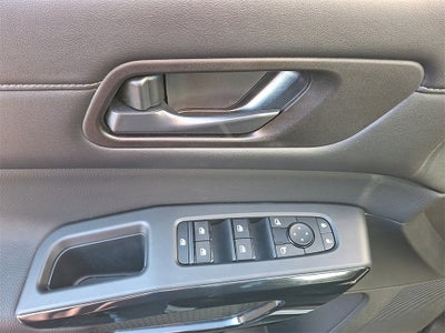 2024 Nissan Pathfinder SV 4WD