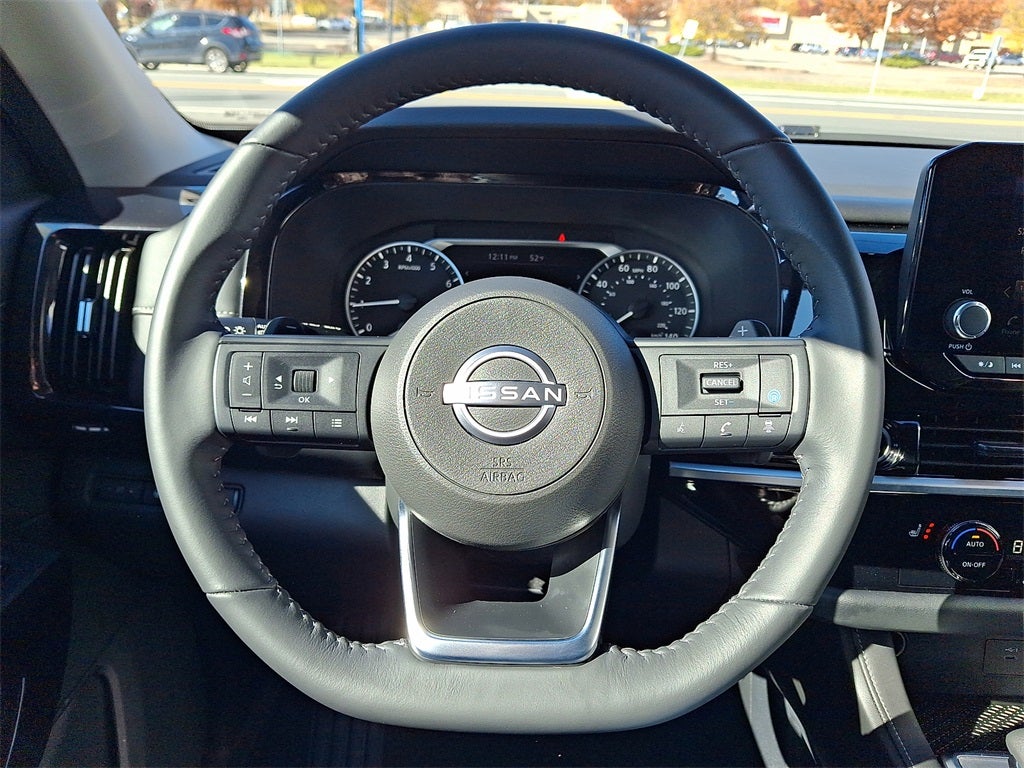 2024 Nissan Pathfinder SV 4WD