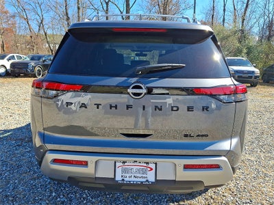 2024 Nissan Pathfinder SL 4WD