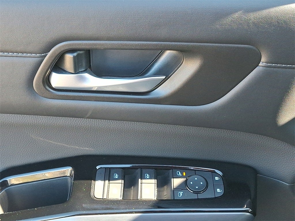 2024 Nissan Pathfinder SL 4WD