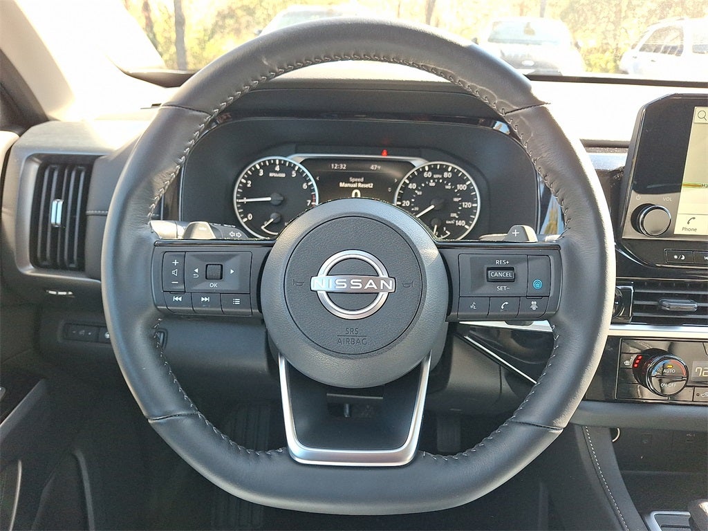 2024 Nissan Pathfinder SL 4WD