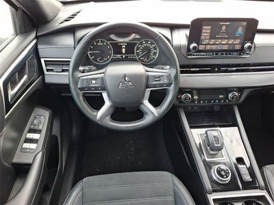 2022 Mitsubishi Outlander Black Edition AWD