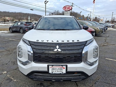 2022 Mitsubishi Outlander Black Edition AWD
