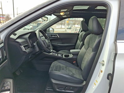 2022 Mitsubishi Outlander Black Edition AWD